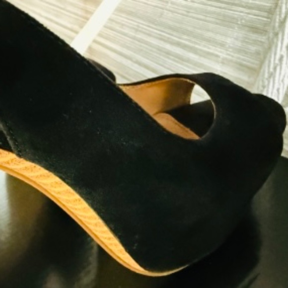 RETRO PIN-UP SLINGBACK PLATFORM HEELS - Picture 5 of 9